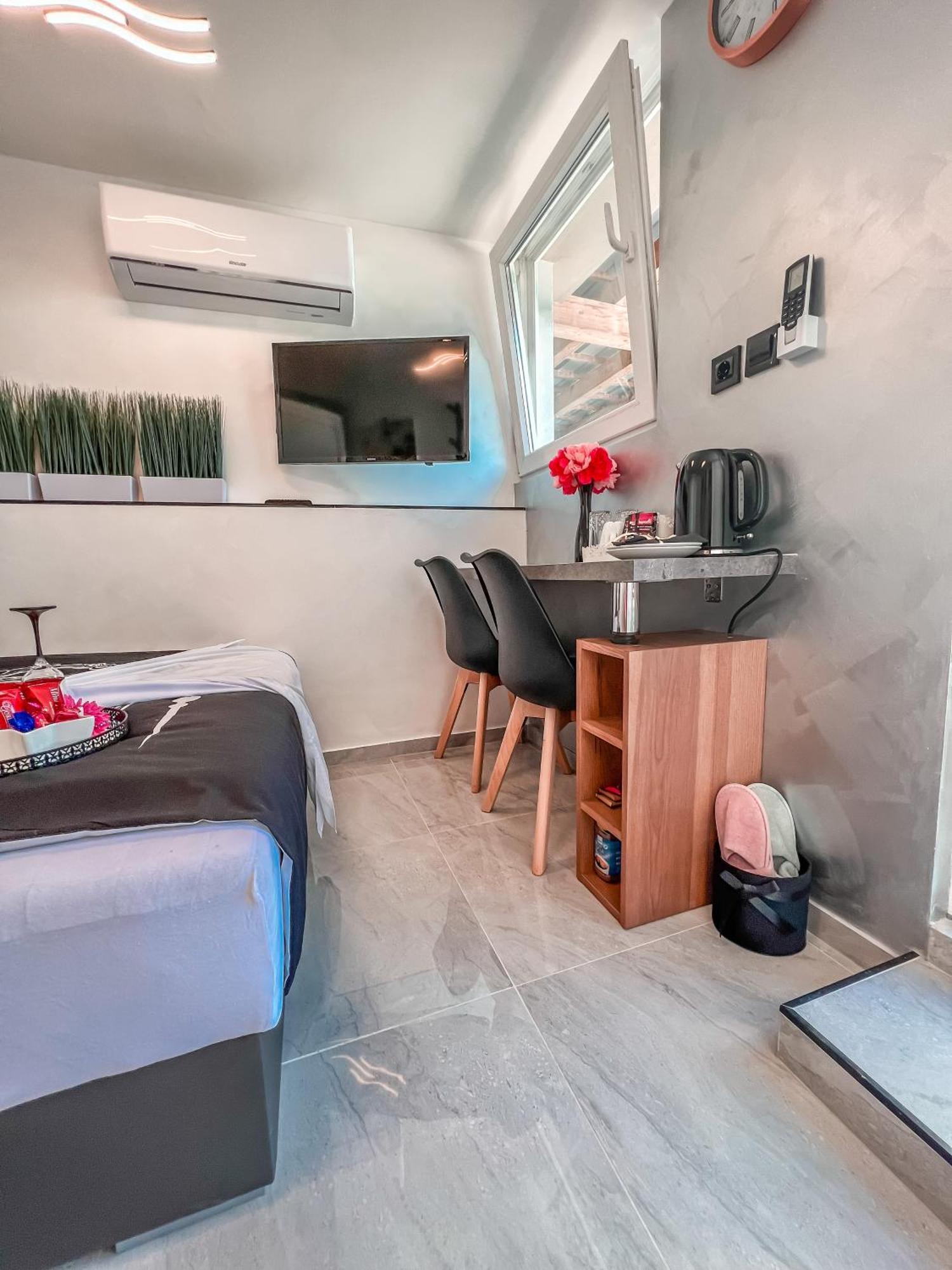 Apartment Sova Or Deluxe Room 33 Μπλεντ Εξωτερικό φωτογραφία